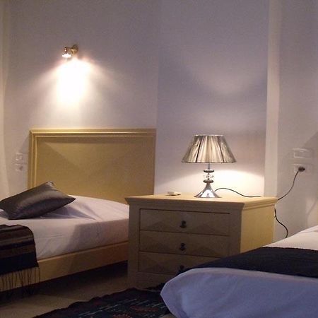 توزر Castilia Suites المظهر الخارجي الصورة