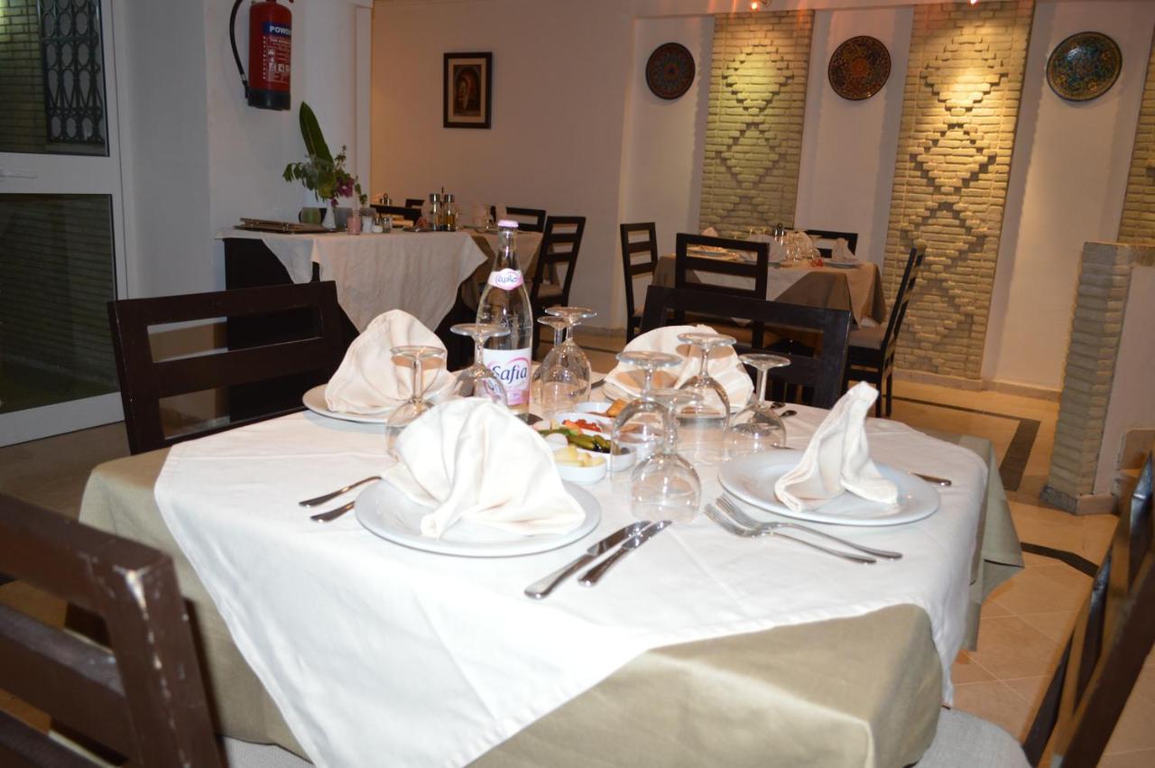 توزر Castilia Suites المظهر الخارجي الصورة